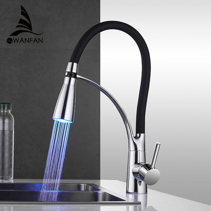 Kitchen Faucets with Rubber Design Chrome Mixer Faucet for LED Kitchen Single Handle Pull Down Deck Mounted Crane for Sinks 7661